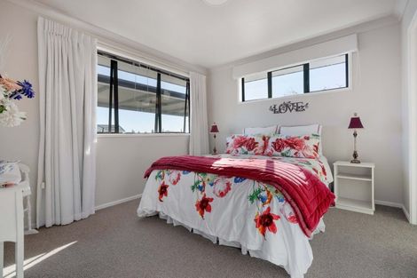 Photo of property in 26 Holyoake Terrace, Omokoroa, 3114