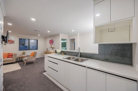 Photo of property in 10 Drumconnell Drive, Flat Bush, Auckland, 2019