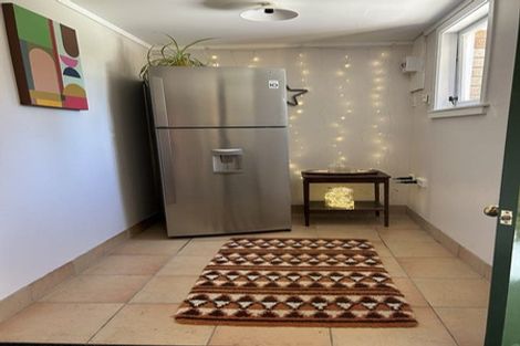 Photo of property in 15 Parkvale Road, Otumoetai, Tauranga, 3110