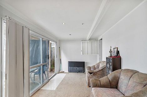 Photo of property in 4 Walden Place, Mangere East, Auckland, 2024