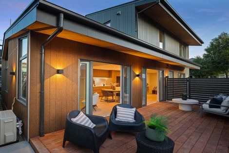 Photo of property in 135b Somerfield Street, Somerfield, Christchurch, 8024