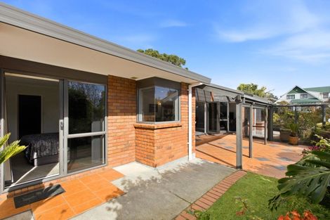 Photo of property in 71 Brooklands Road, Brooklands, New Plymouth, 4310