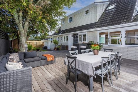 Photo of property in 50 Eban Avenue, Hillcrest, Auckland, 0627