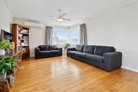 Photo of property in 1/127 Clevedon Road, Papakura, 2110