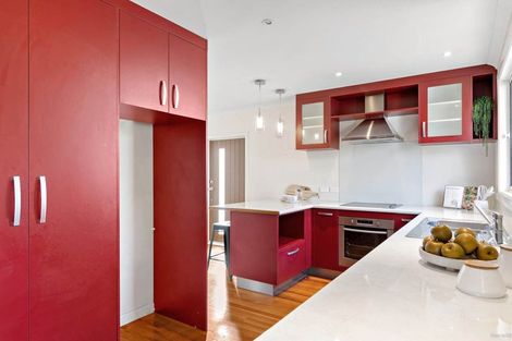 Photo of property in 8 Sloane Street, Glen Innes, Auckland, 1072