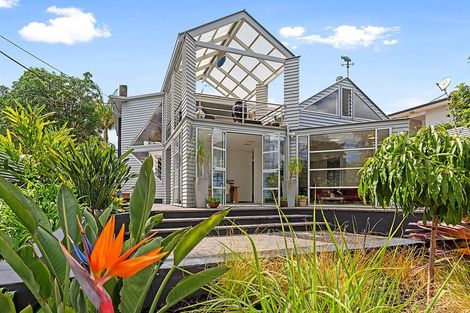 Photo of property in 31 Tizard Road, Birkenhead, Auckland, 0626