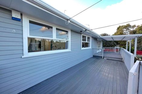 Photo of property in 1/88 Tirimoana Road, Te Atatu South, Auckland, 0602