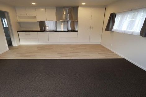 Photo of property in 20 Waterlea Avenue, Mangere Bridge, Auckland, 2022