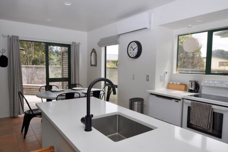 Photo of property in 4 Holland Close, Pauanui, Hikuai, 3579