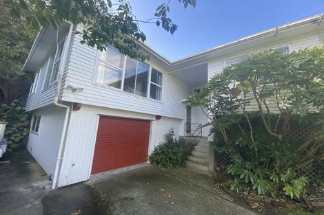 Photo of property in 4 Julia Place, Tawa, Wellington, 5028
