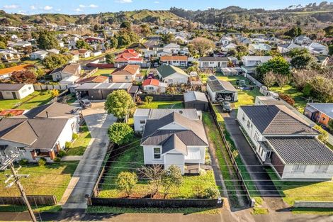 Photo of property in 27 Kitchener Street, Whanganui East, Whanganui, 4500