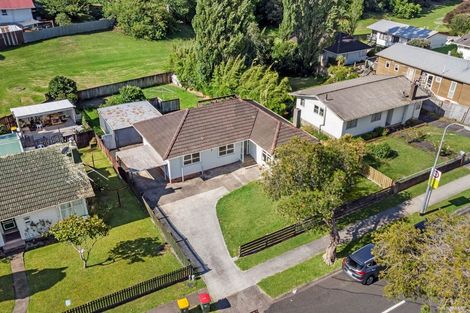 Photo of property in 4 Ennis Avenue, Pakuranga Heights, Auckland, 2010