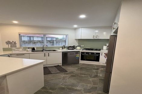 Photo of property in 32a Watts Road, Manurewa, Auckland, 2102