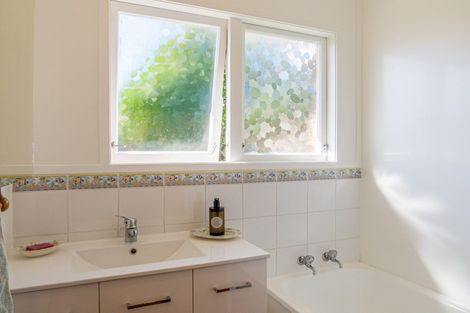 Photo of property in 5 Eleanor Place, Whakatane, 3120