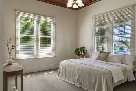 Photo of property in 1 Latham Street, Napier South, Napier, 4110