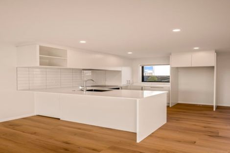 Photo of property in 9/48 Moire Road, Massey, Auckland, 0614