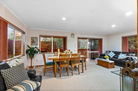 Photo of property in 24 Kaurilands Road, Titirangi, Auckland, 0604