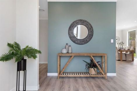 Photo of property in 6 Byron Drury Way, Riverhead, 0820