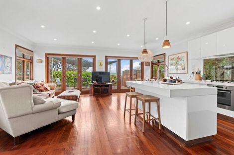 Photo of property in 63 Whiteley Street, Moturoa, New Plymouth, 4310