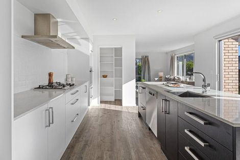 Photo of property in 16 Longcot Drive, Rolleston, 7615