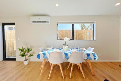 Photo of property in 321a Pakuranga Road, Pakuranga Heights, Auckland, 2010