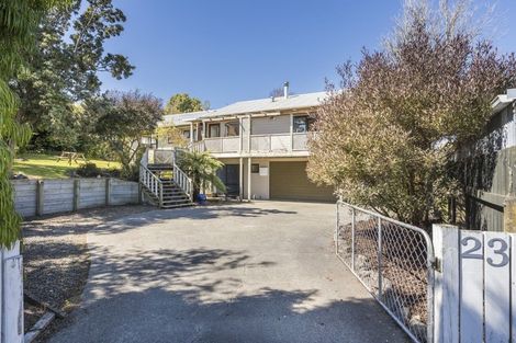 Photo of property in 23 Heatherlea Heights, Feilding, 4702