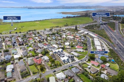 Photo of property in 38 Titoki Street, Te Atatu Peninsula, Auckland, 0610