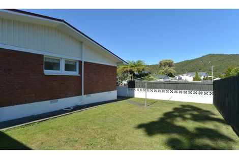 Photo of property in 12 Graham Street, One Tree Point, 0118