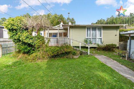 Photo of property in 75 Raukawa Street, Stokes Valley, Lower Hutt, 5019