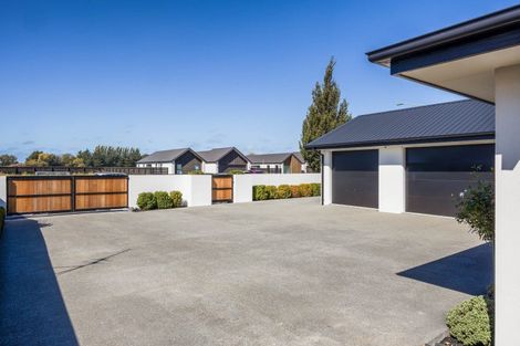 Photo of property in 209 Highsted Road, Casebrook, Christchurch, 8051