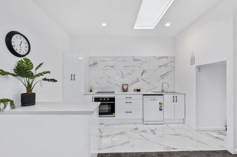 Photo of property in 51 Merton Street, Trentham, Upper Hutt, 5018