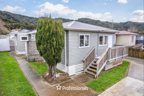 Photo of property in 145 Wainuiomata Road, Wainuiomata, Lower Hutt, 5014