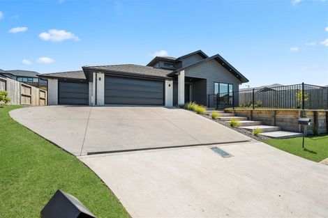 Photo of property in 11 Paiaka Place, Rototuna North, Hamilton, 3210