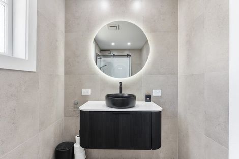 Photo of property in 21 Hadfield Crescent, College Estate, Whanganui, 4500