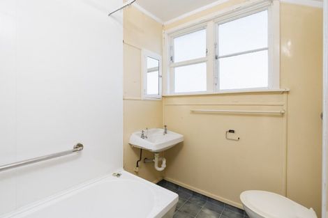 Photo of property in 136 Riselaw Road, Calton Hill, Dunedin, 9012