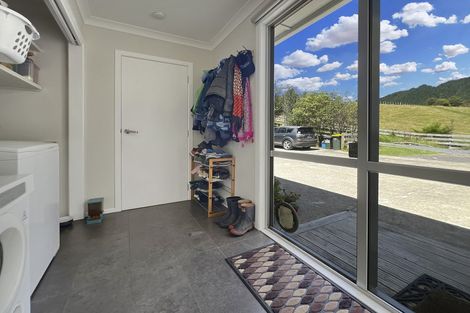 Photo of property in 960 Whangaripo Valley Road, Whangaripo, Wellsford, 0972