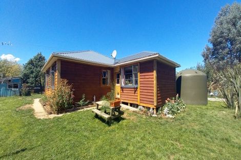 Photo of property in 17 Settlement Road, Papatotara, Tuatapere, 9691