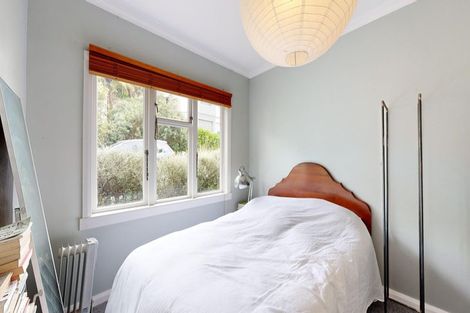 Photo of property in 22 Whaui Street, Vogeltown, Wellington, 6021