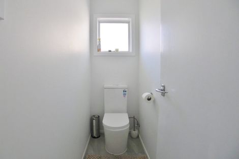 Photo of property in 1/29 Nikau Street, New Lynn, Auckland, 0600