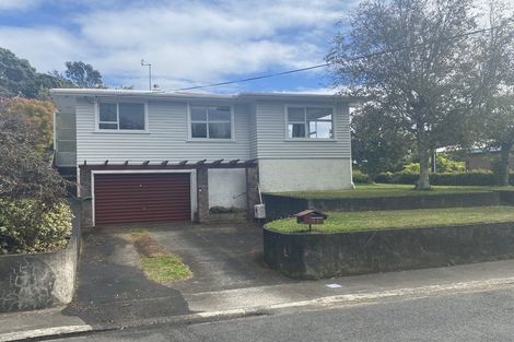 Photo of property in 42 Awanui Street, Merrilands, New Plymouth, 4312