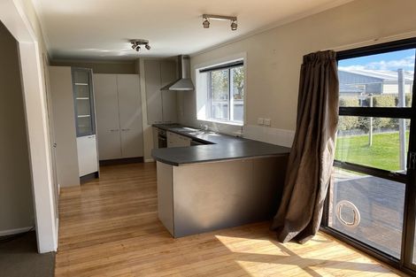 Photo of property in 25 Wilton Crescent, Bishopdale, Christchurch, 8053