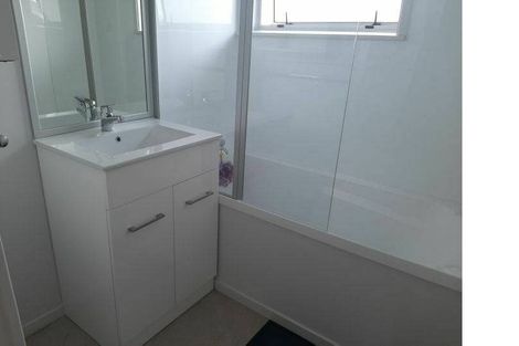 Photo of property in 7/90 Kenderdine Road, Papatoetoe, Auckland, 2025