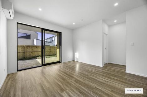 Photo of property in 36 Stableford Crescent, Opaheke, 2113