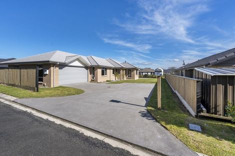 Photo of property in 17 Waitaha Place, Bell Block, New Plymouth, 4312