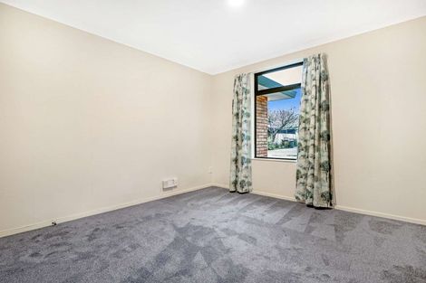 Photo of property in 24 Caulfield Place, Pukehangi, Rotorua, 3015