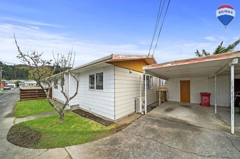 Photo of property in 2/8 Wilford Street, Wallaceville, Upper Hutt, 5018