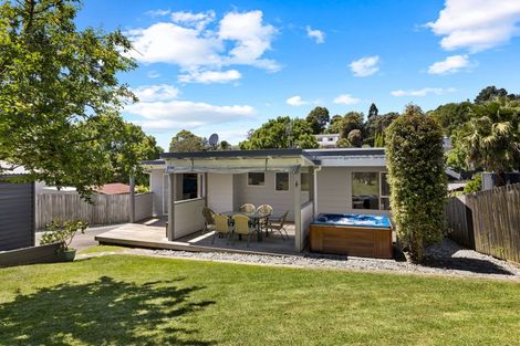 Photo of property in 7 William Hadlow Place, Hatfields Beach, Orewa, 0931