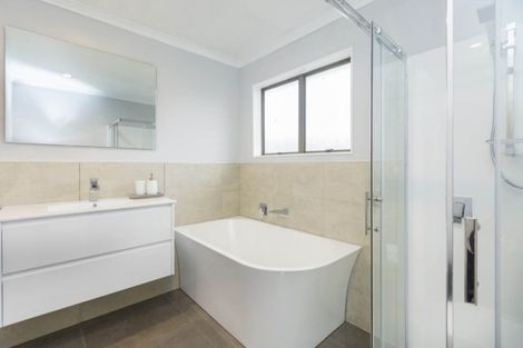 Photo of property in 7 Tapestry Grove, Silverstream, Upper Hutt, 5019