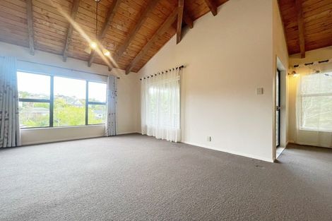 Photo of property in 25 Calman Place, Chatswood, Auckland, 0626