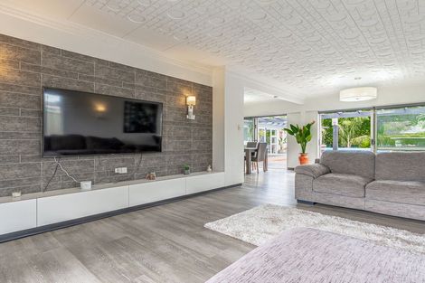 Photo of property in 103 Hillcrest Road, Raumati Beach, Paraparaumu, 5032